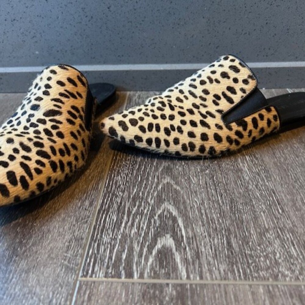 Jenni Kayne Pony Hair Mule Womens 39 /9 US Cheetah Slip On Point Toe Flat - Picture 1 of 10